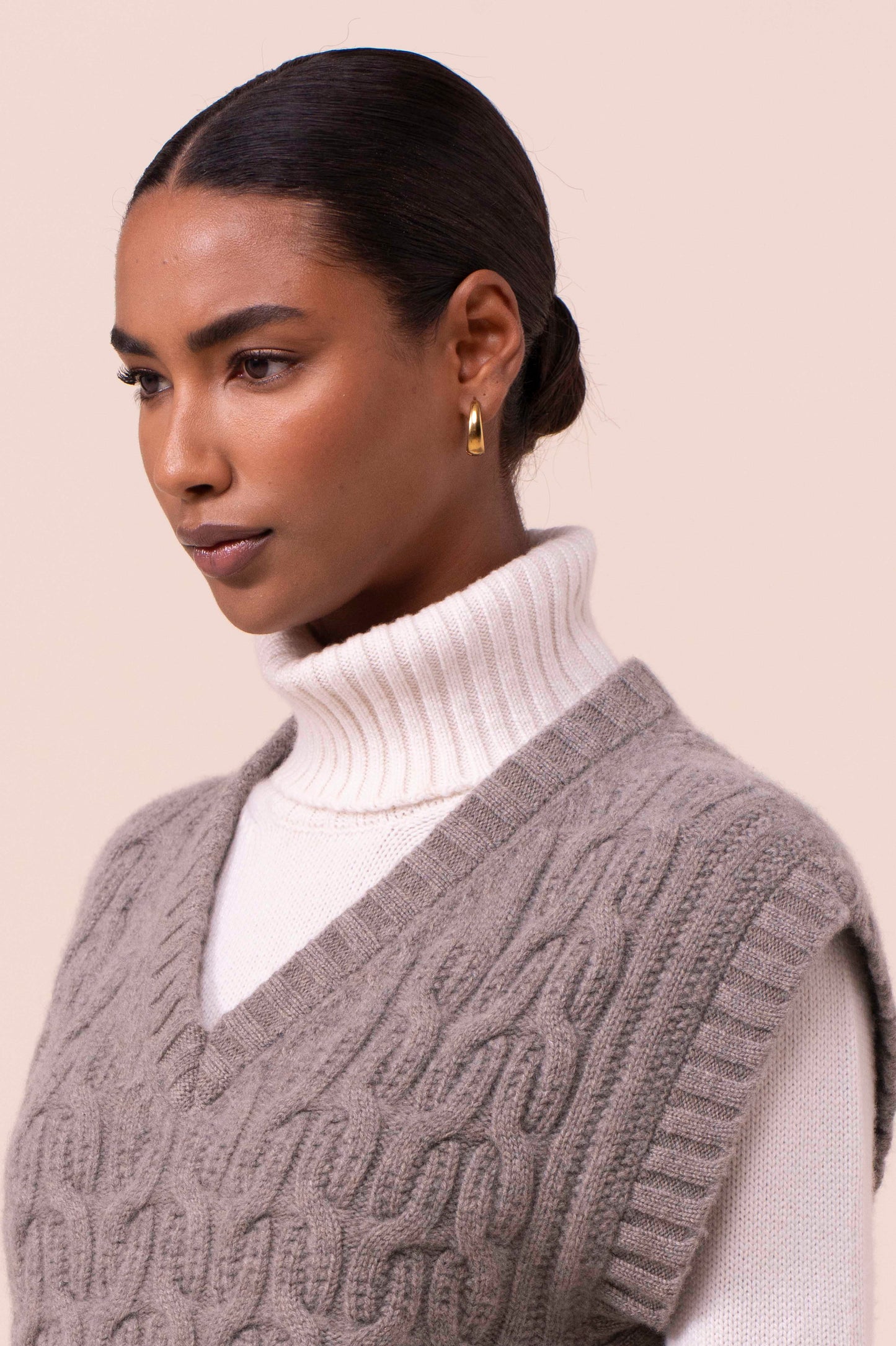 Dena gilet in cashmere a trecce - SAGEGREEN
