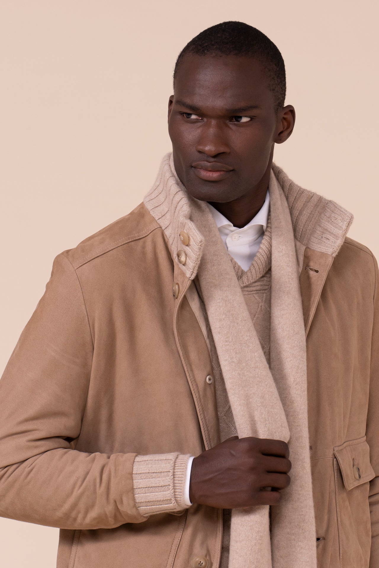 Close Cashmere Scarf - ALMOND