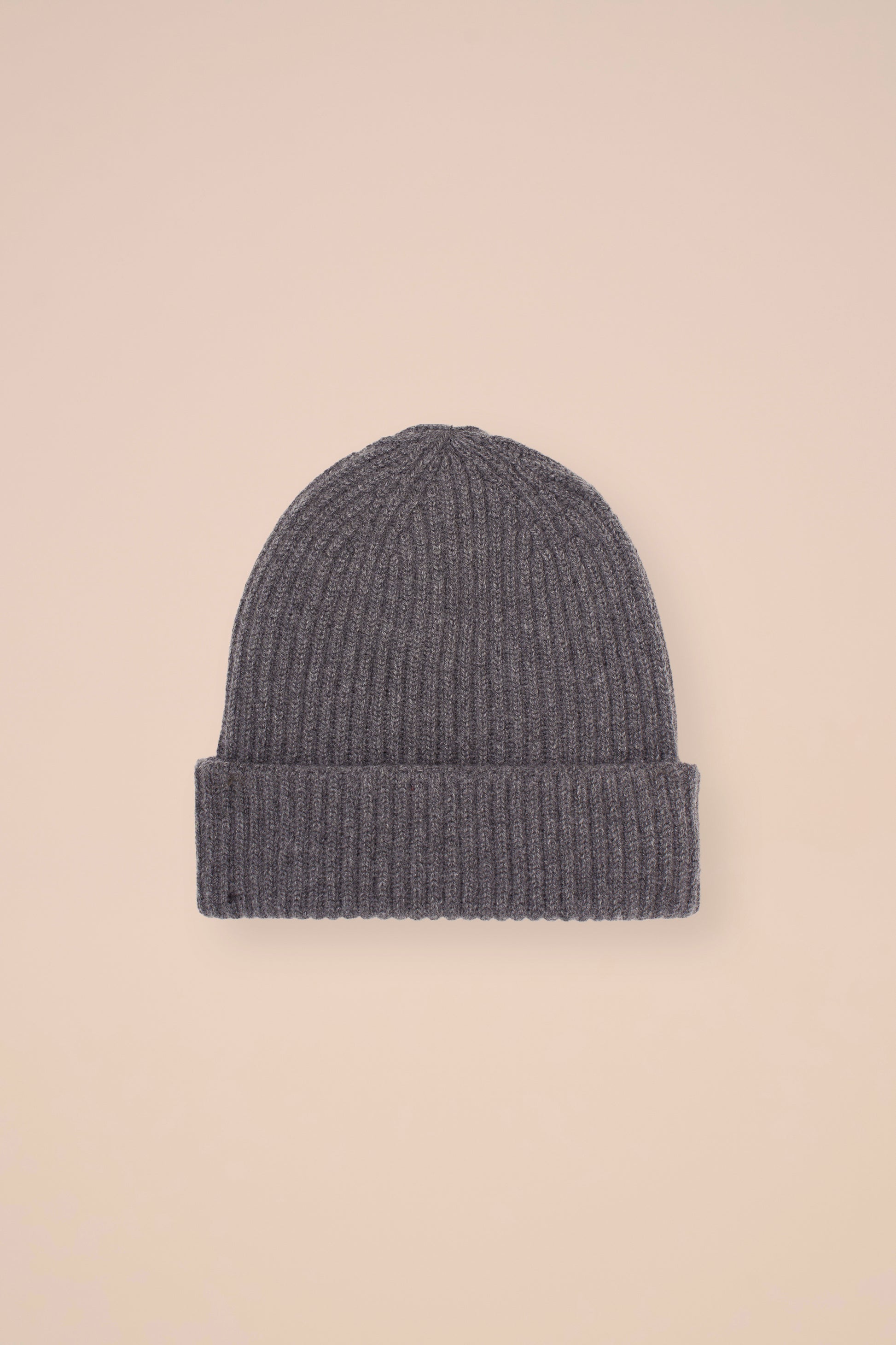 Norge Cashmere Beanie - DARKOLIVEGREEN