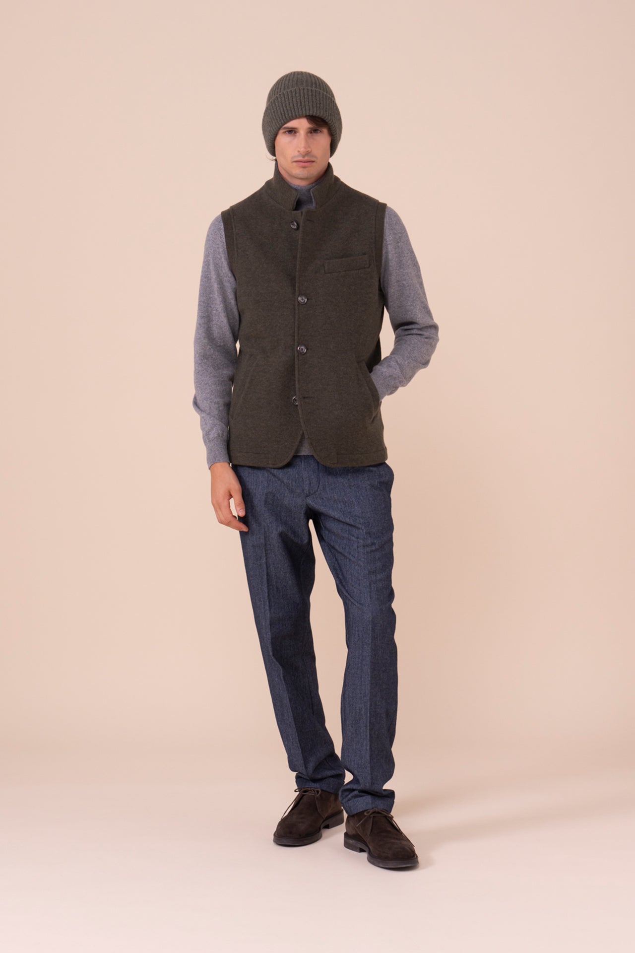 Norge cappello in maglia di cashmere - COFFEE