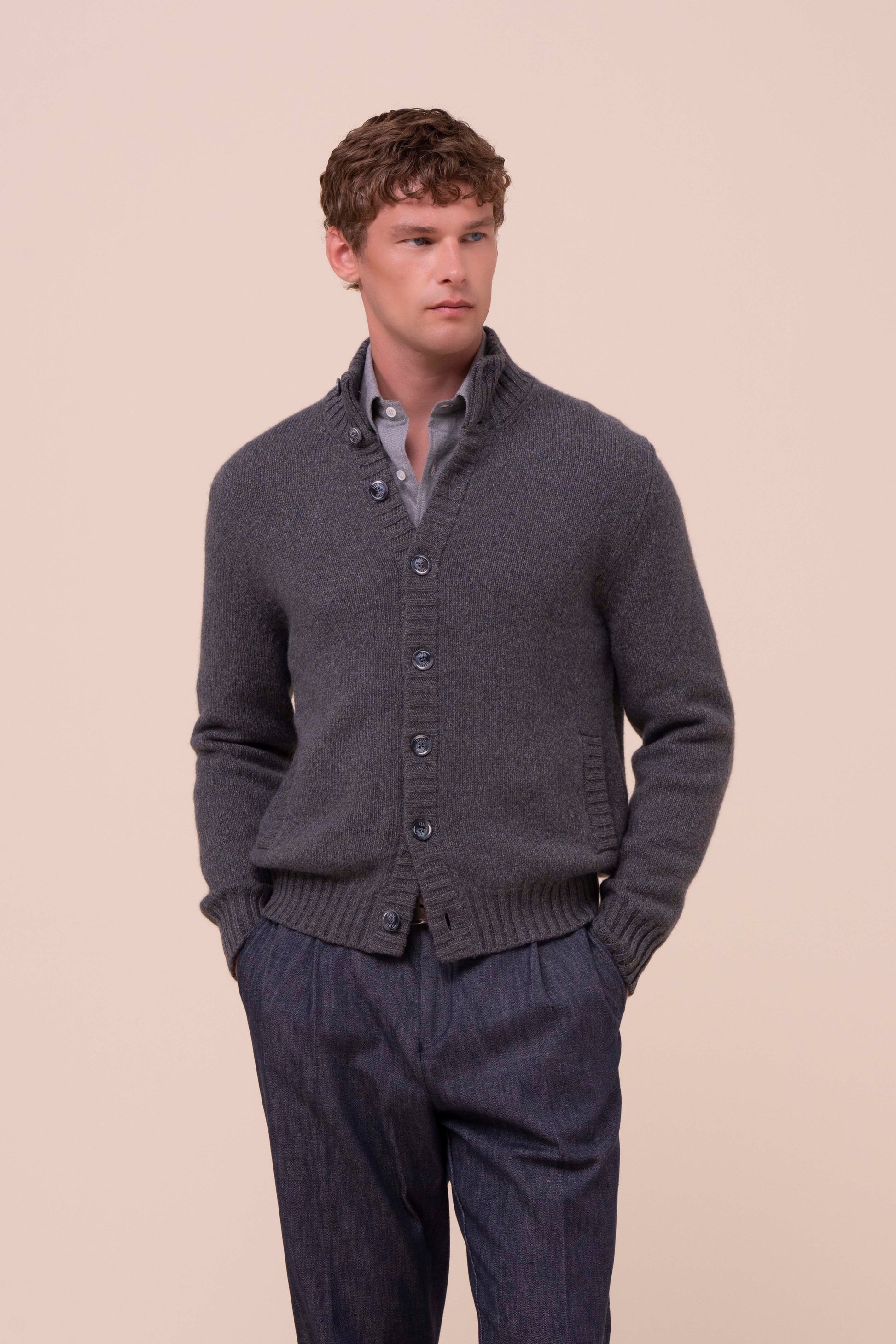 Favonius 428 cardigan in cashmere mix - CHOCOLATE