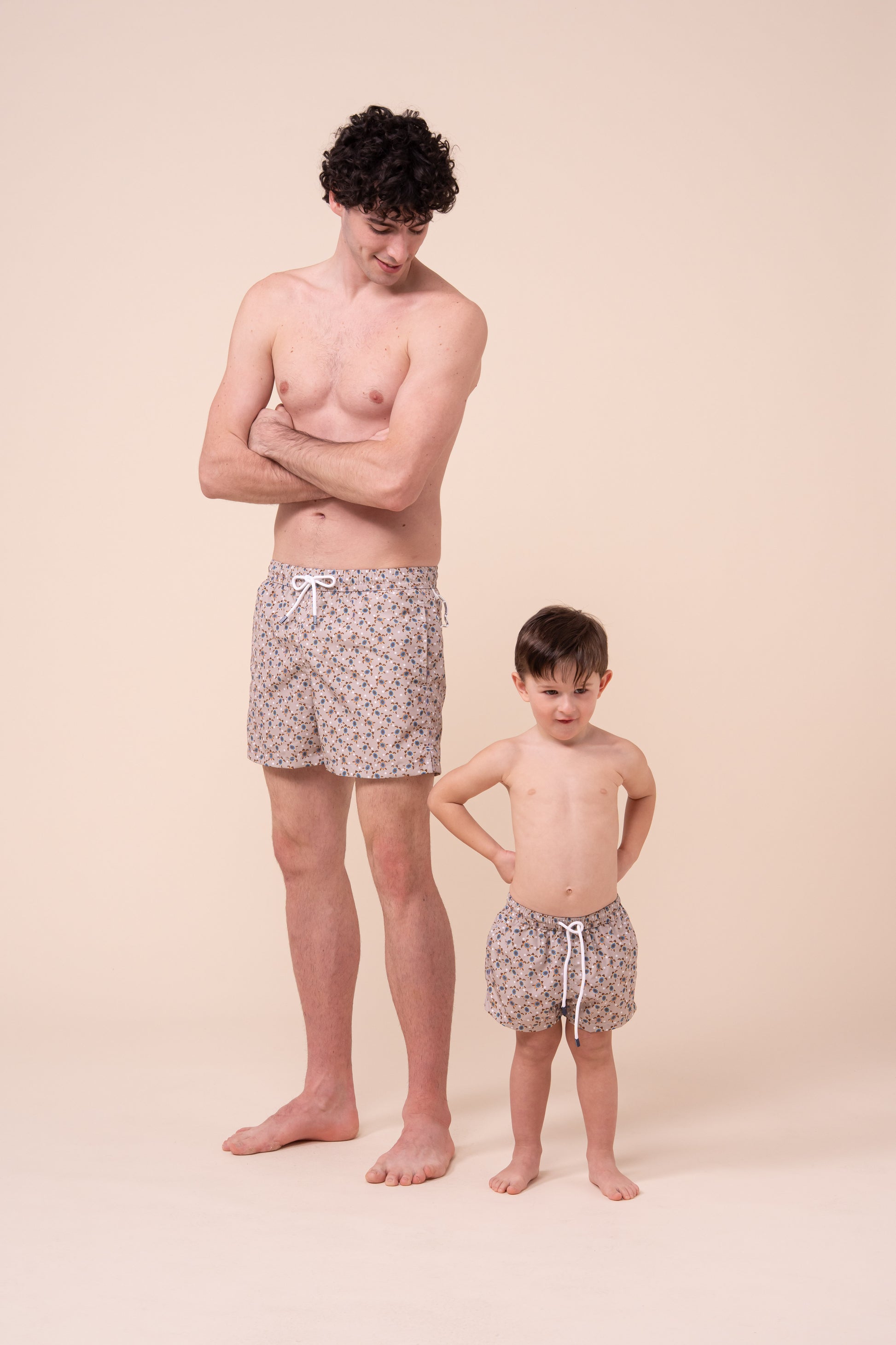 Madeira Kid Swim Trunks - 6-8 years - Seaturtles Pattern - CHALK