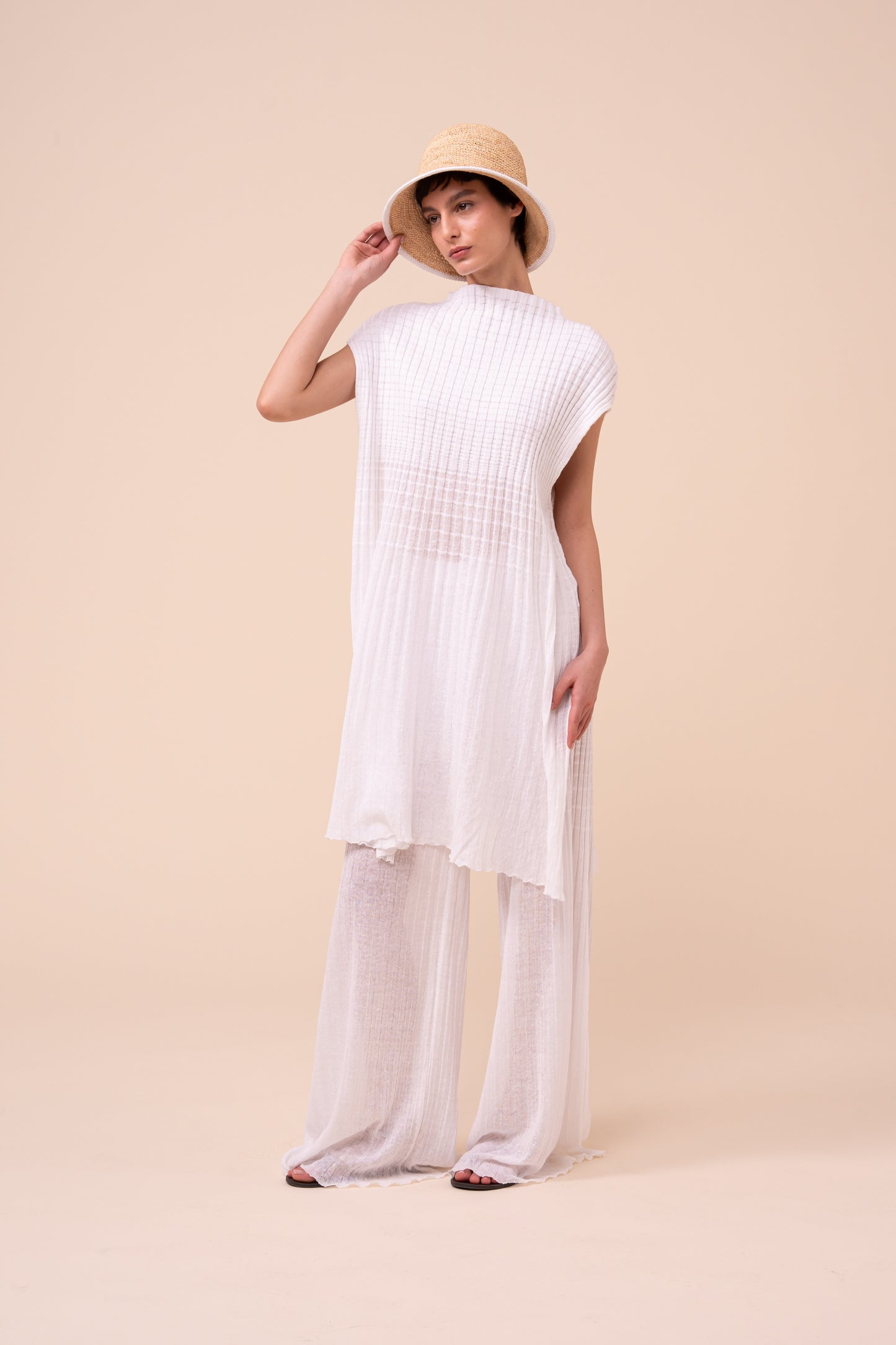 Rebecca Raffia Cloche Hat - WHITE