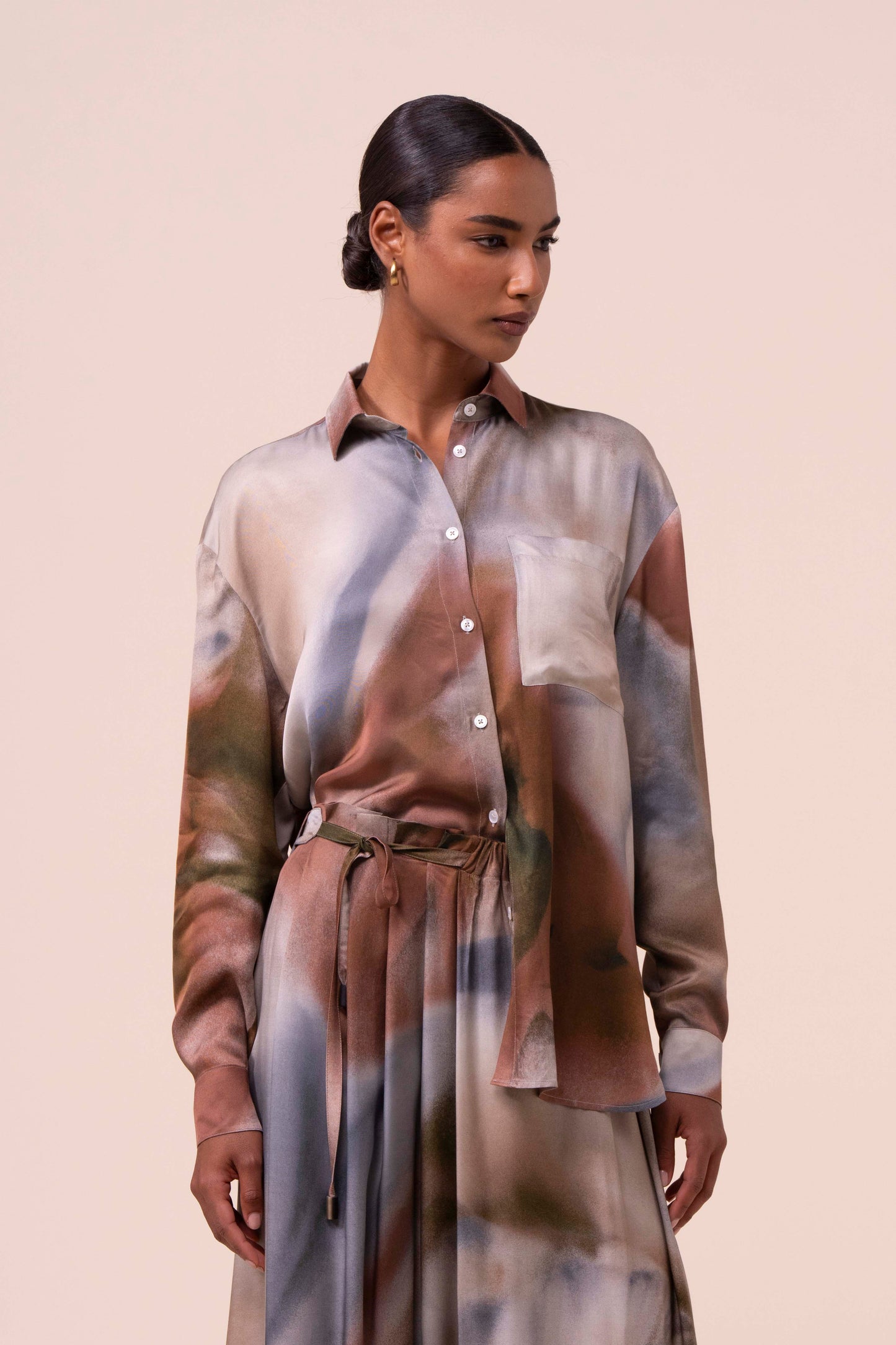 Palma camicia lunga in viscosa stampata - ALMOND