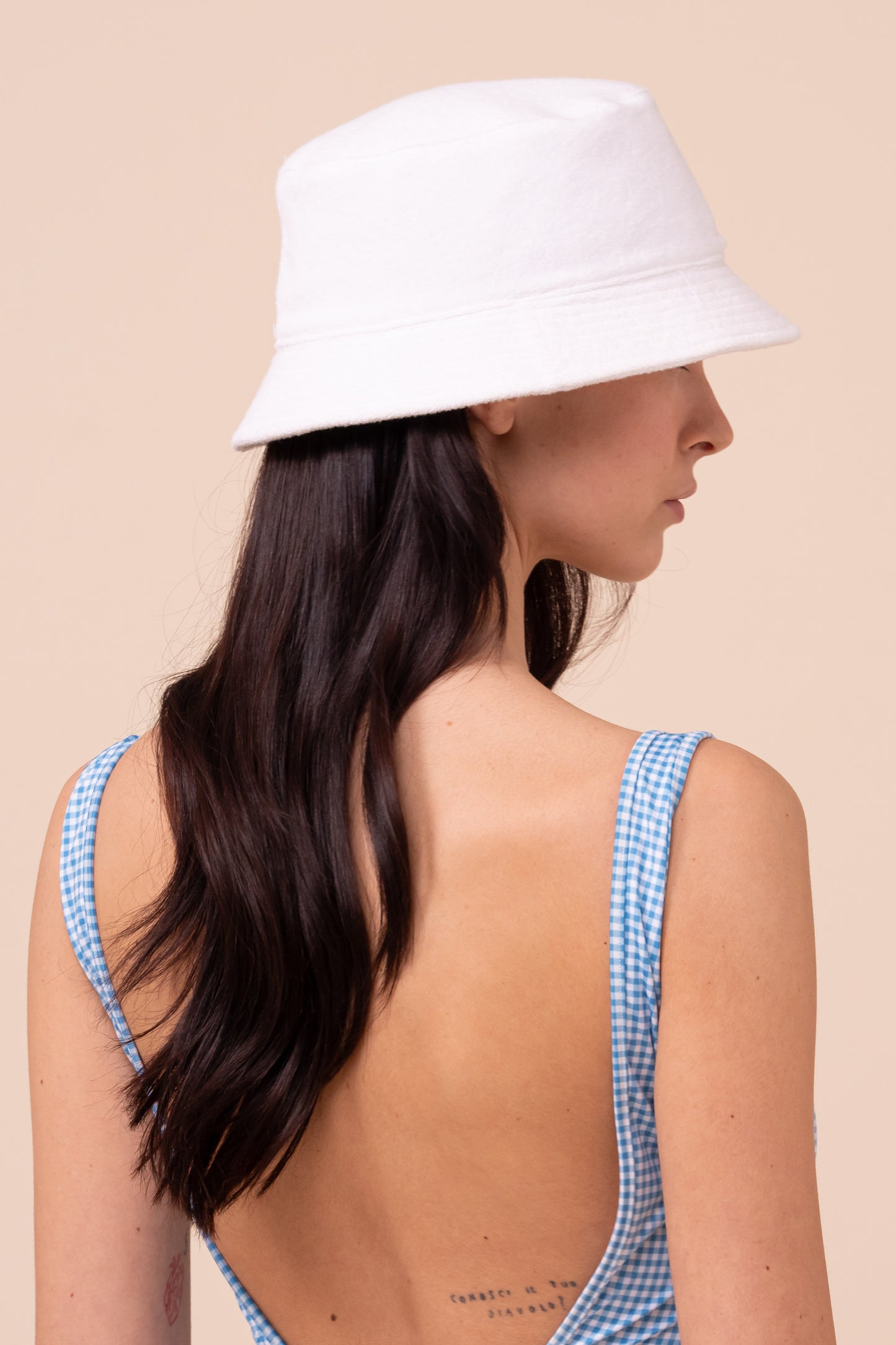 Lar cappello cloche in spugna - WHITE