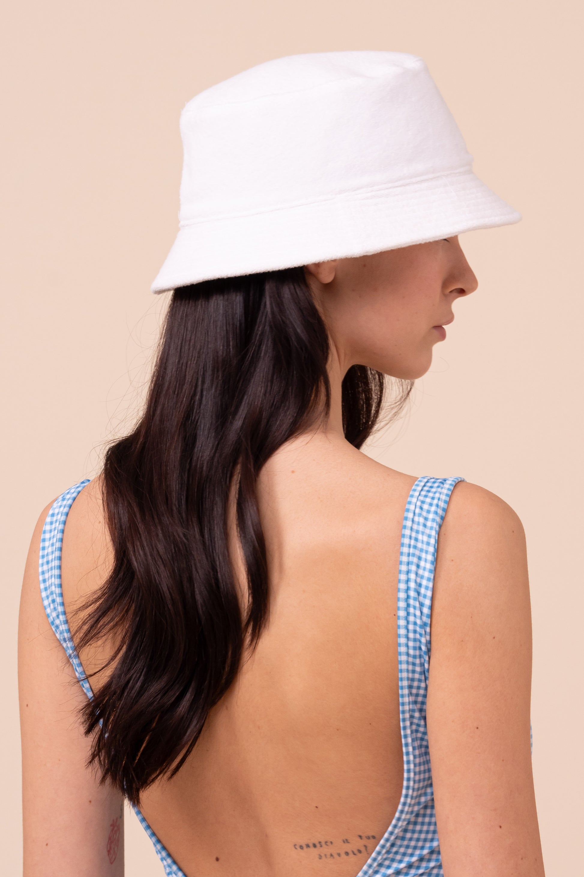 Lar cappello cloche in spugna - WHITE