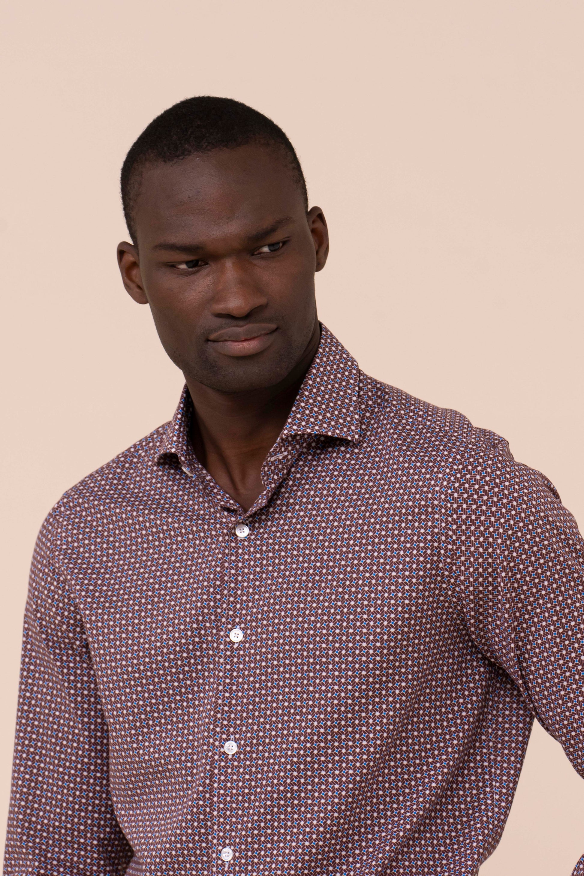 Sean camicia in voile di cotone - Fantasia geometrica - MERLOT