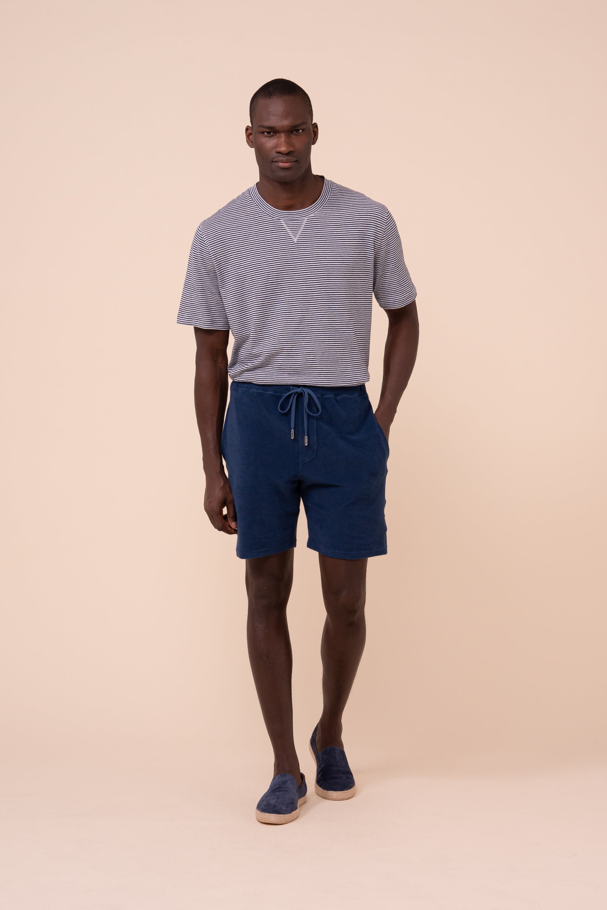 Run Terry Cotton Shorts - NAVY
