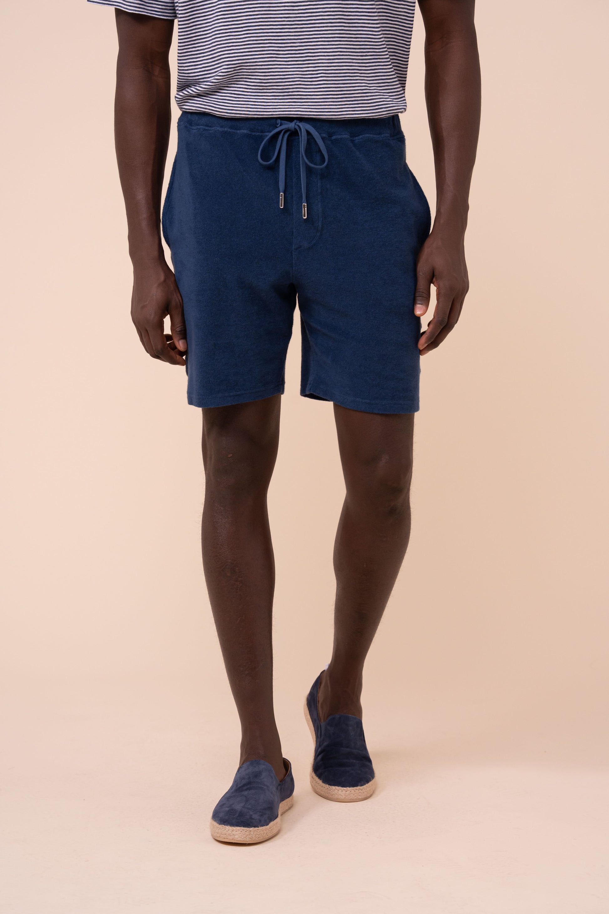 Run Terry Cotton Shorts - NAVY
