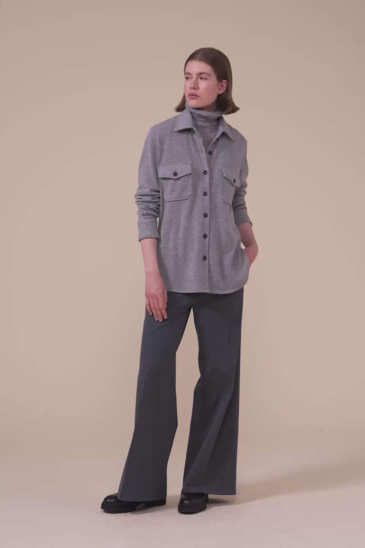 Corviglia overshirt in cashmere con bottoni - GRAY
