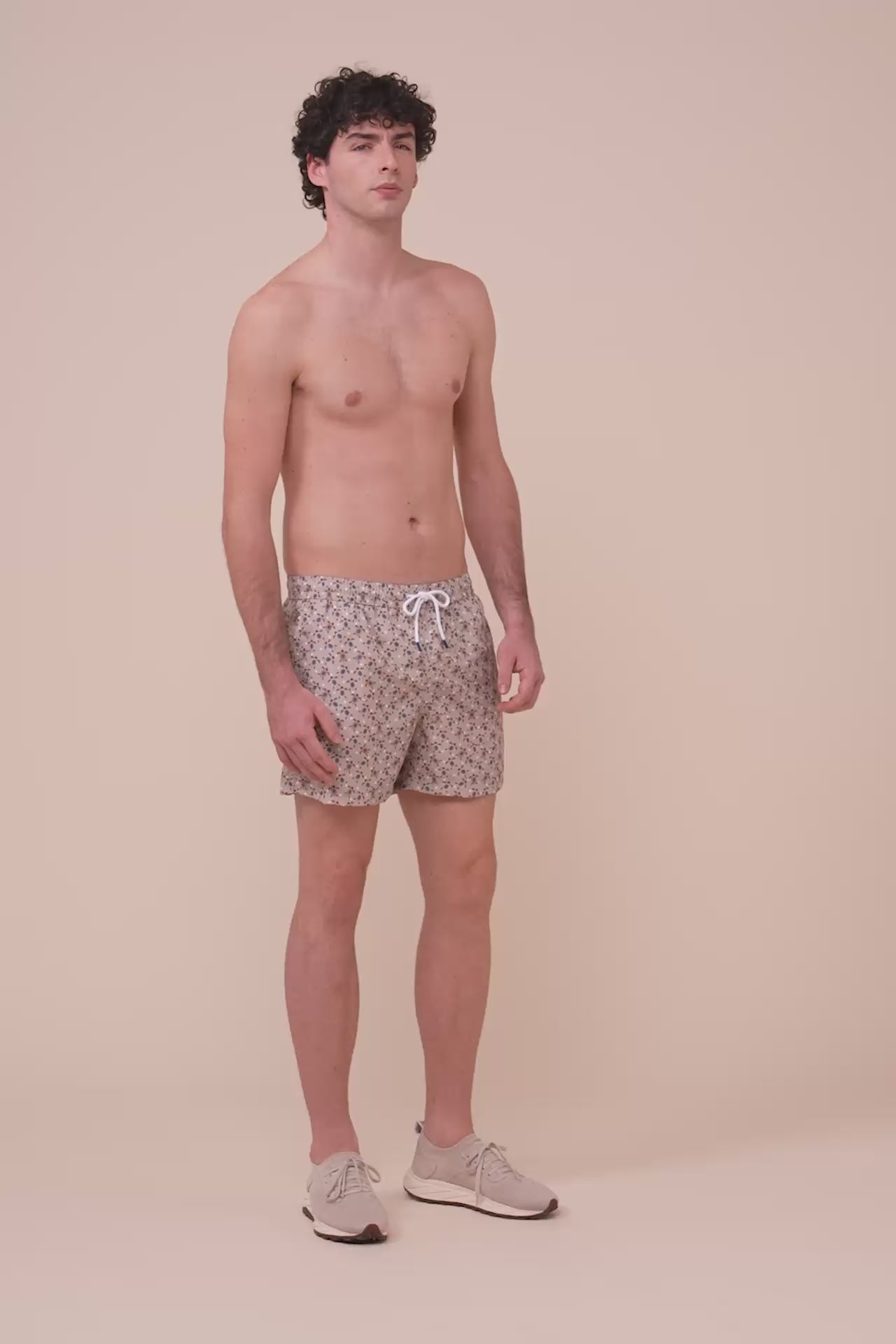 Madeira - The Sustainable Swim Trunks - Sea Turtles Pattern - CHALK