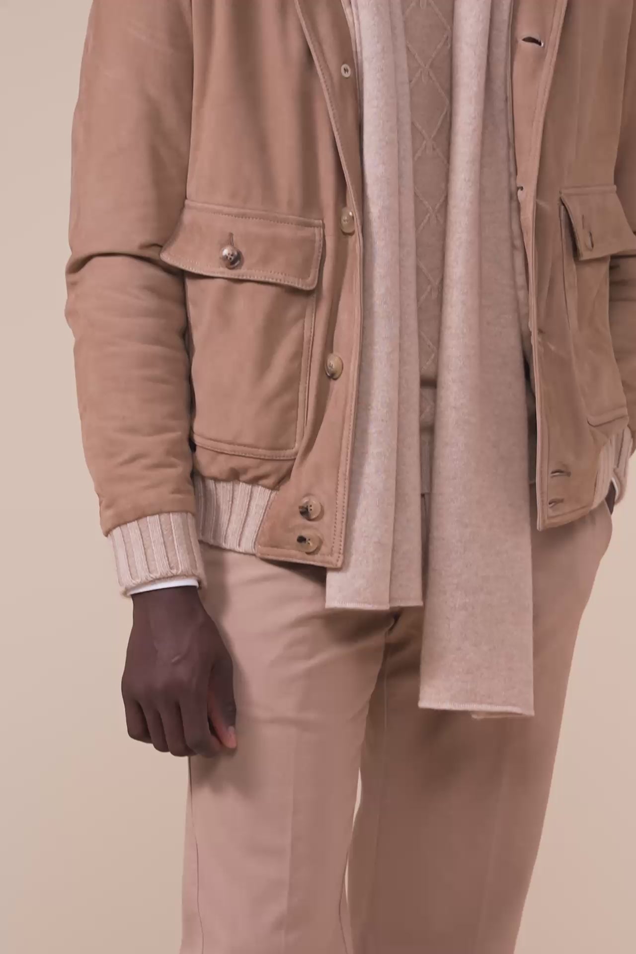 Close sciarpa in cashmere - ALMOND