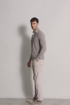 long sleeved cotton polo in grey-beige - video