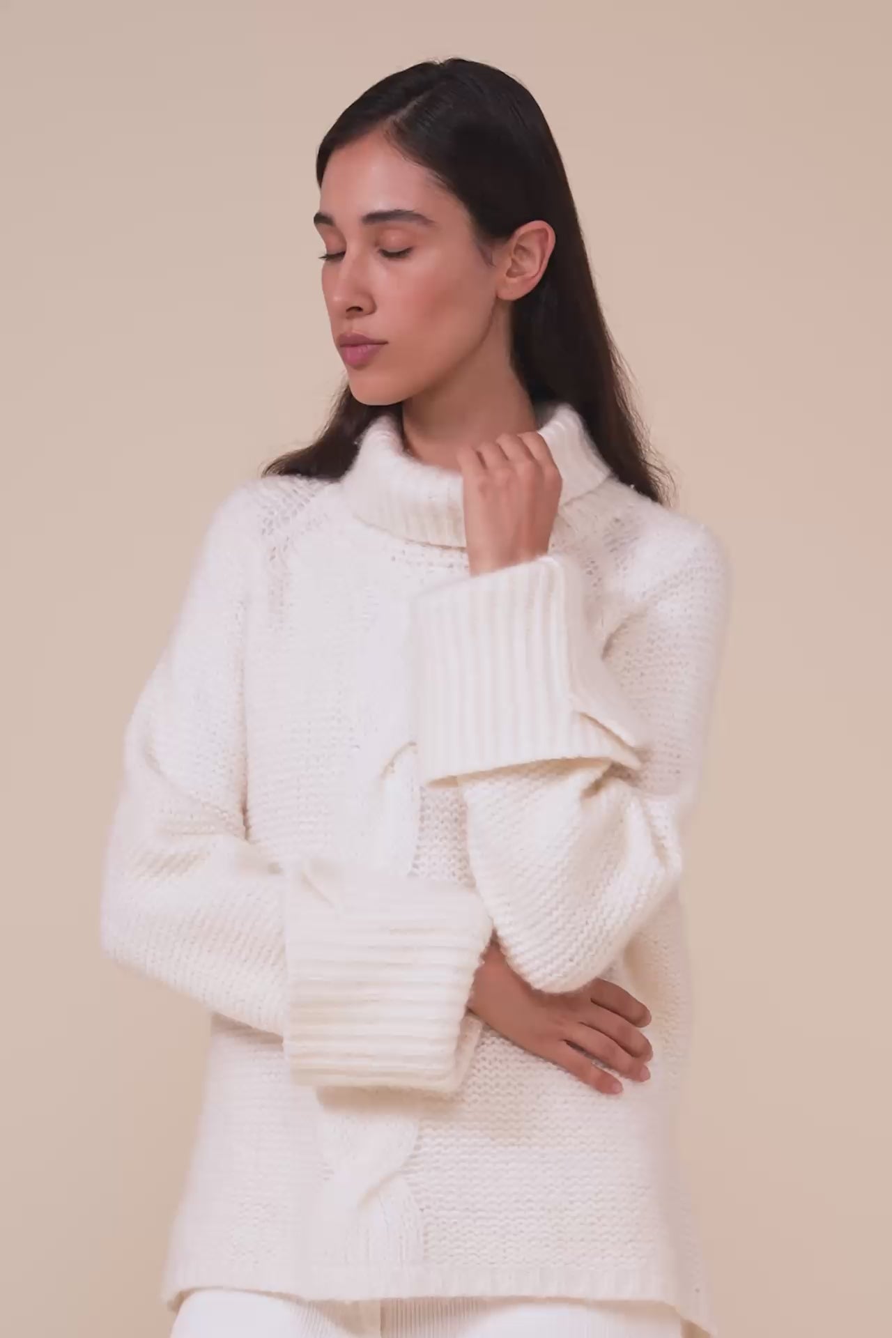 Morganite Foam Wool and Silk Turtleneck - ICE