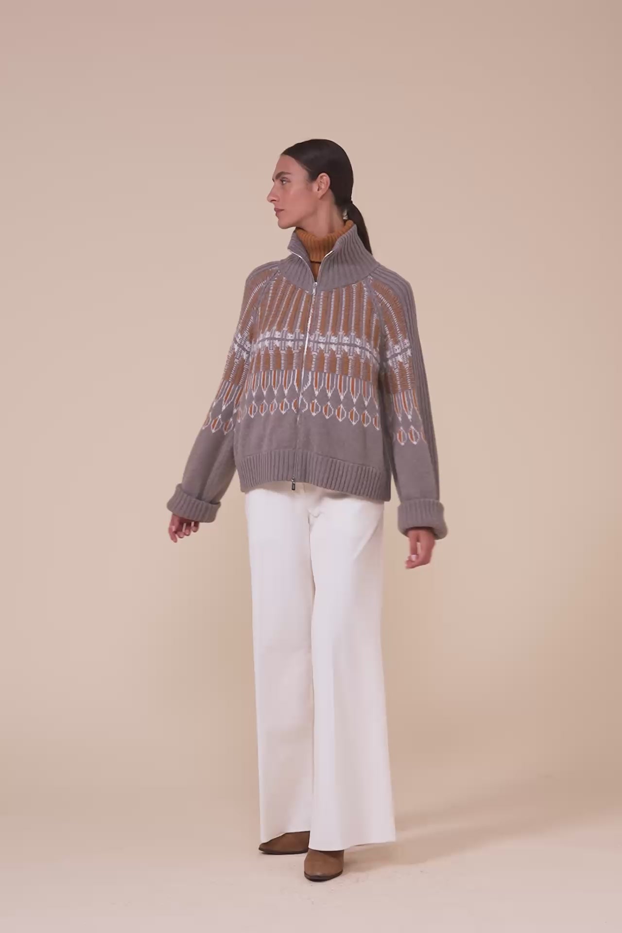 Pirite Cashmere Jacquard Zipped Bomber - MUD