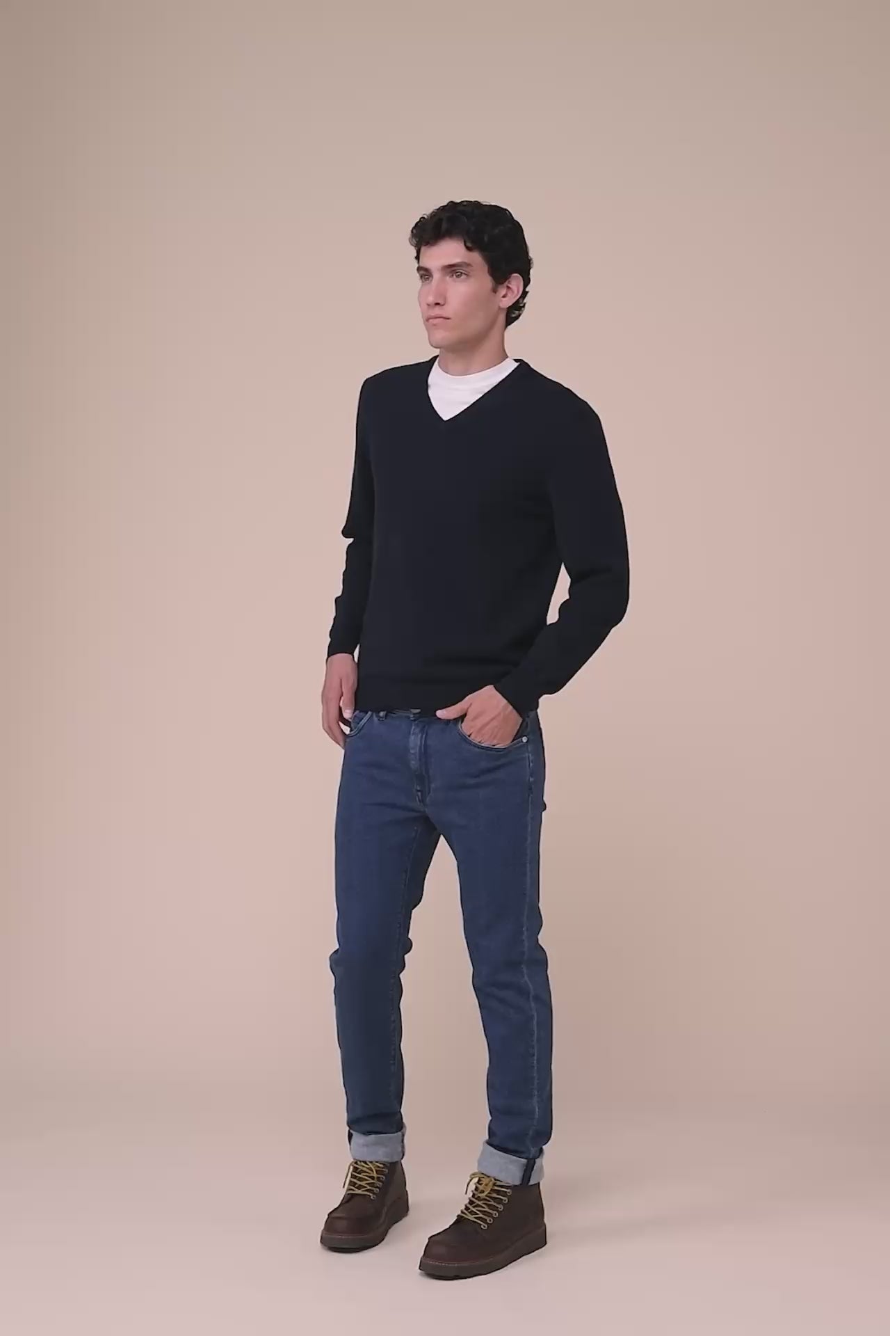 Pull Cashmere V-neck in iconic colors - MIDNIGHTBLUE