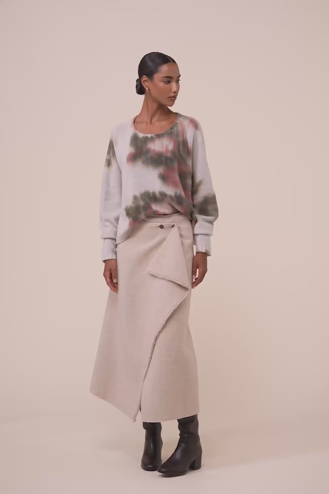 Romi Cashmere Feather Crewneck - Handpainted - OLIVEGREENMELANGE