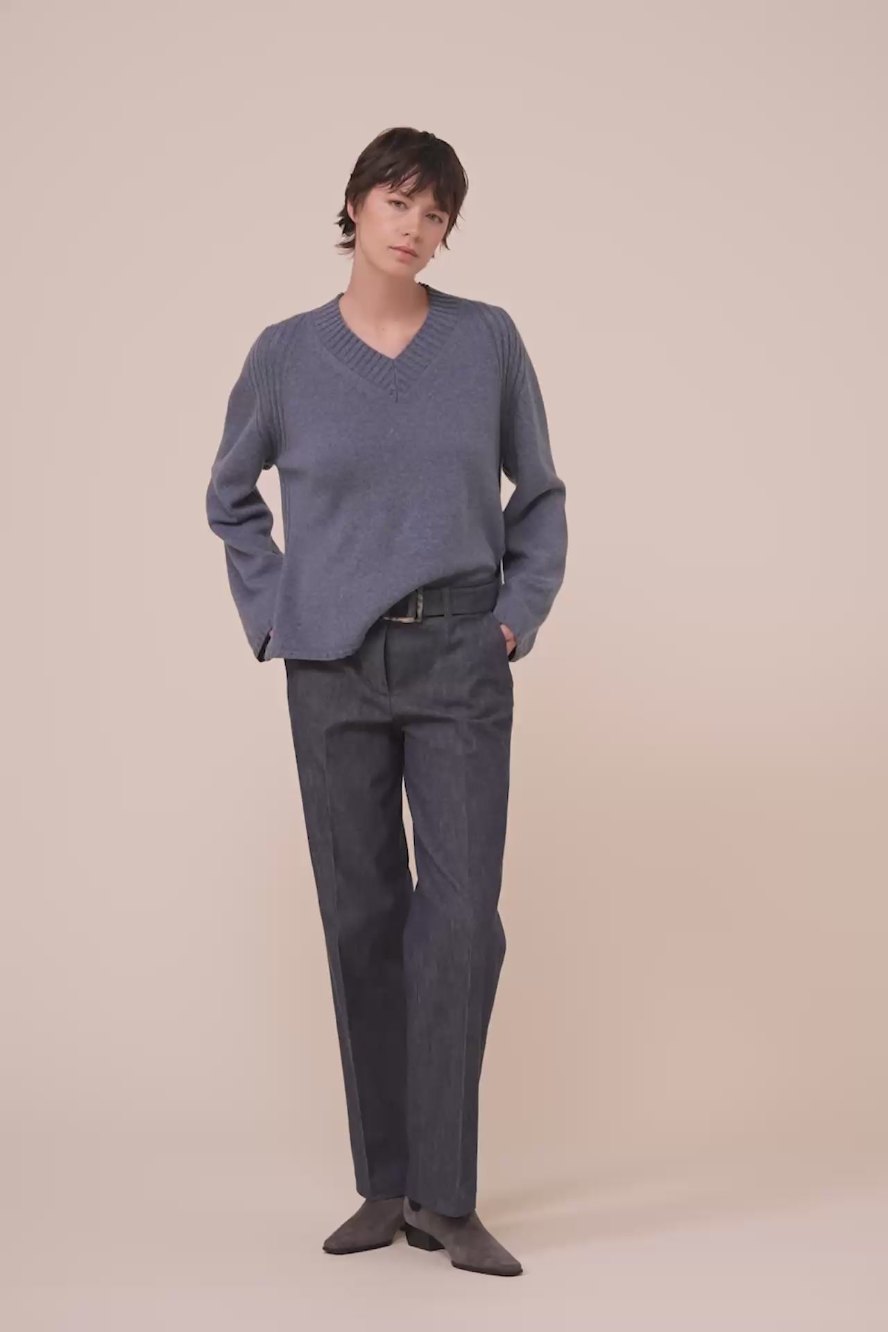 Adalia maglia scollo a V in Cash cashmere - LIGHTDENIM
