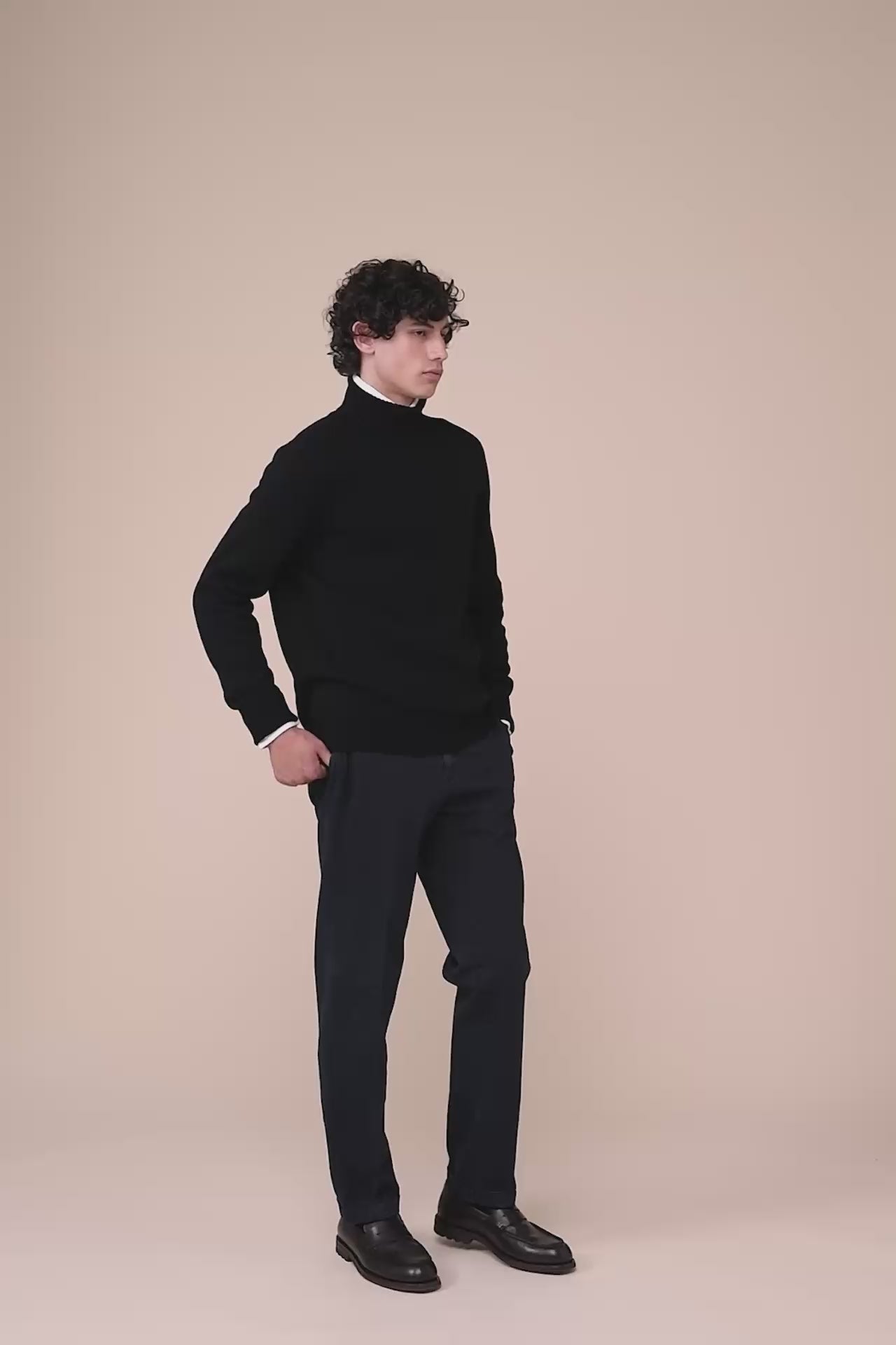 Derby Saddler Cashmere Turtleneck in iconic colors - BLACK